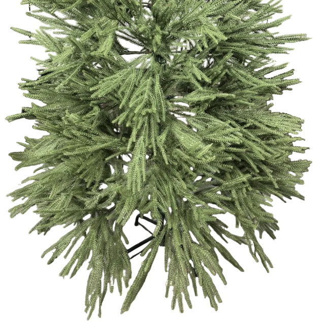 Green Grinch tree 850 tips 1.8m