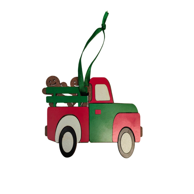 Gingerbread wooden couple with truck 12x10cm