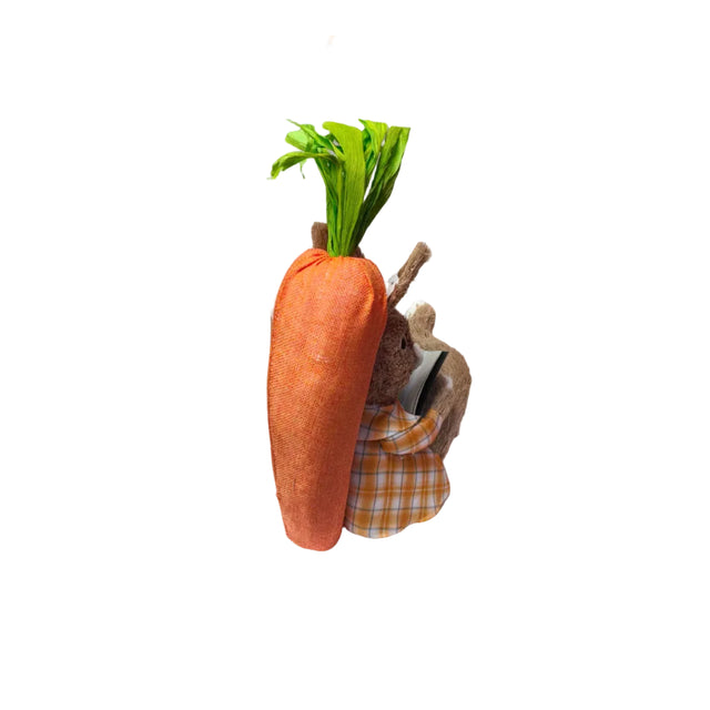 Rabbit leaning against carrot 36cm